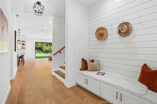 8308 Mcconnell Avenue, Los Angeles, CA 90045