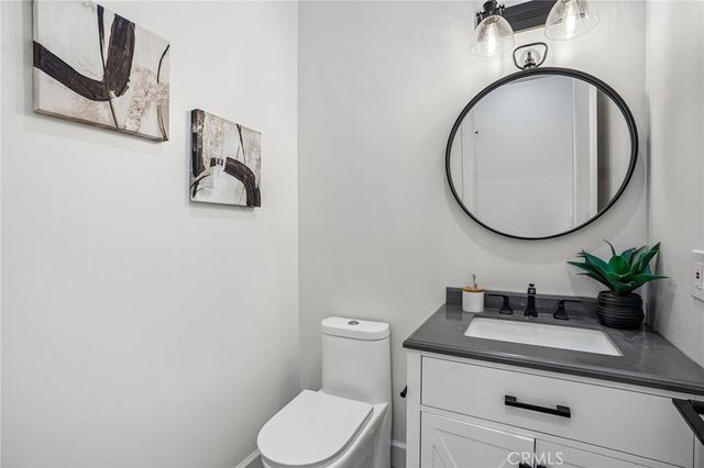 8308 Mcconnell Avenue, Los Angeles, CA 90045