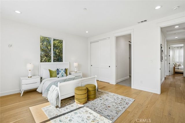 8308 Mcconnell Avenue, Los Angeles, CA 90045