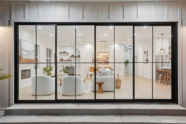 8308 Mcconnell Avenue, Los Angeles, CA 90045