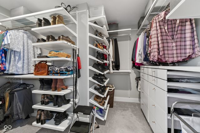 15618 Temple Wood Circle, Fishers, IN 46037