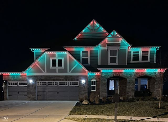 15618 Temple Wood Circle, Fishers, IN 46037