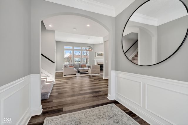 15618 Temple Wood Circle, Fishers, IN 46037