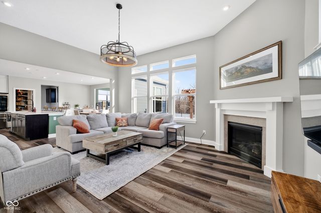 15618 Temple Wood Circle, Fishers, IN 46037