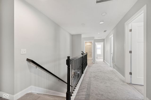 15618 Temple Wood Circle, Fishers, IN 46037