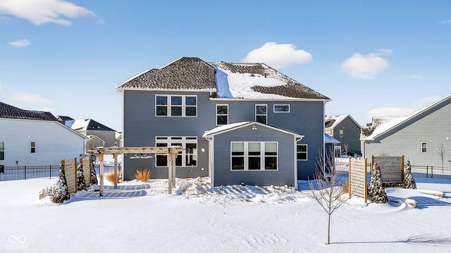 15618 Temple Wood Circle, Fishers, IN 46037