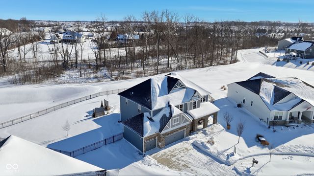 15618 Temple Wood Circle, Fishers, IN 46037