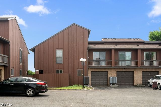 51 Taurus Dr, 3D, Hillsborough Twp., NJ 08844