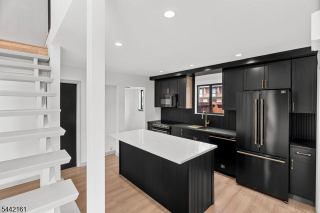 51 Taurus Dr, 3D, Hillsborough Twp., NJ 08844