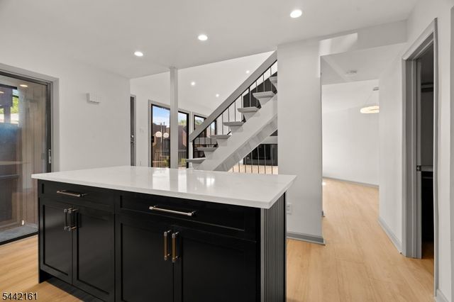 51 Taurus Dr, 3D, Hillsborough Twp., NJ 08844