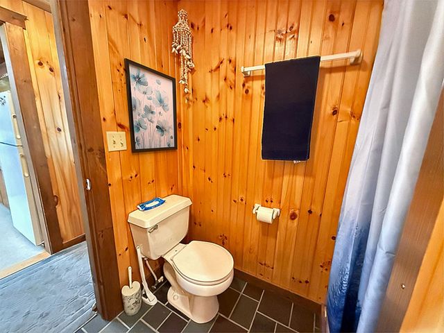 845 Burr Pond Road, Sudbury, VT 05733