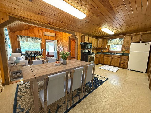 845 Burr Pond Road, Sudbury, VT 05733