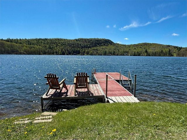 845 Burr Pond Road, Sudbury, VT 05733