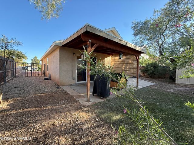 4716 Diamante Court, Las Cruces, NM 88012
