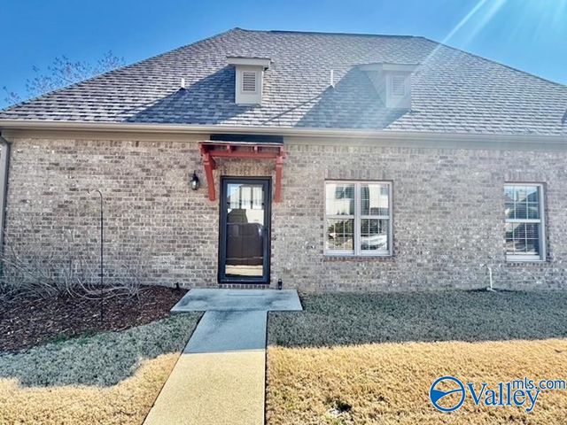 123 Windsor Hill Road, Huntsville, AL 35824