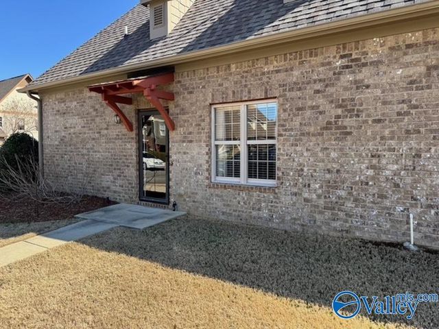 123 Windsor Hill Road, Huntsville, AL 35824