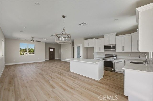 20521 Hunter, Perris, CA 92570