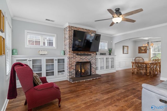 2409 Bell Manor Drive, Huntsville, AL 35803