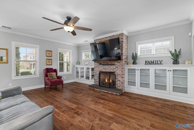 2409 Bell Manor Drive, Huntsville, AL 35803