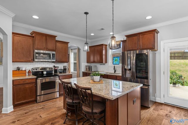 2409 Bell Manor Drive, Huntsville, AL 35803