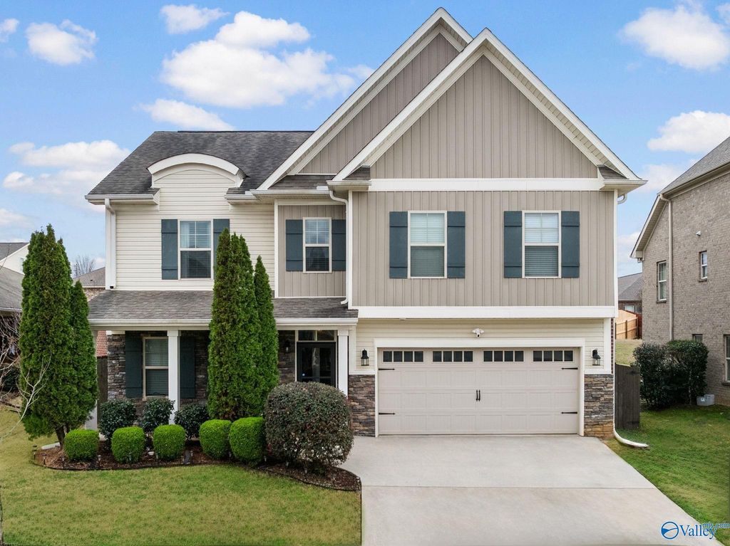 2409 Bell Manor Drive, Huntsville, AL 35803