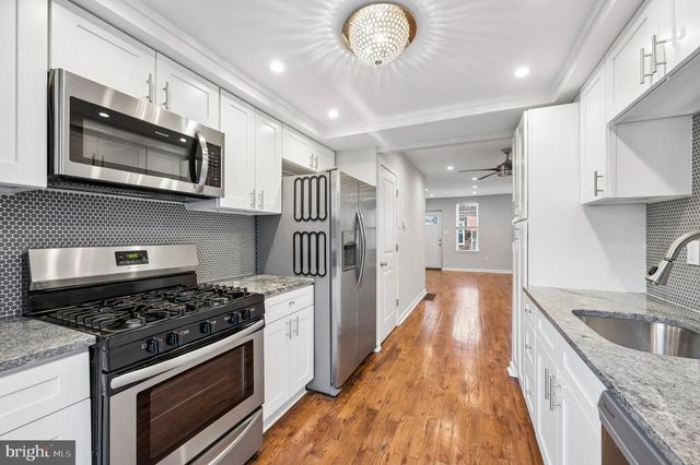 2027 WILDER ST, Philadelphia, PA 19146