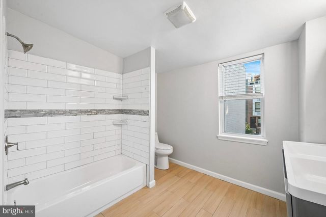 2027 WILDER ST, Philadelphia, PA 19146