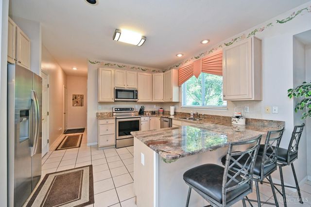 8575 Charleston Valley Drive, Deerfield Twp., OH 45040
