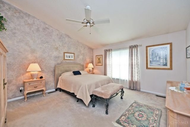 8575 Charleston Valley Drive, Deerfield Twp., OH 45040