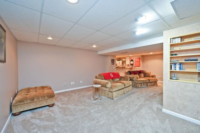 8575 Charleston Valley Drive, Deerfield Twp., OH 45040