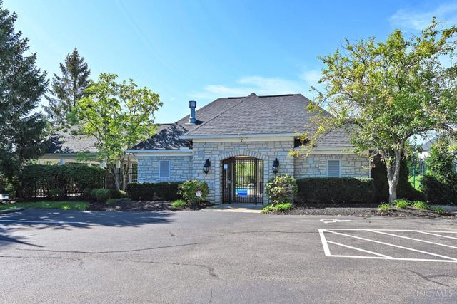 8575 Charleston Valley Drive, Deerfield Twp., OH 45040