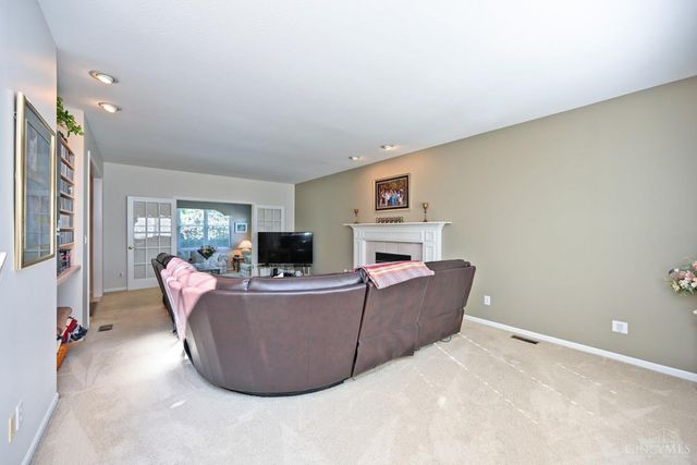 8575 Charleston Valley Drive, Deerfield Twp., OH 45040