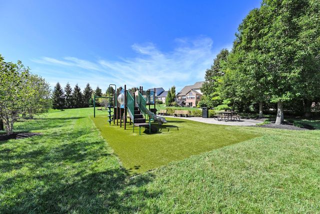 8575 Charleston Valley Drive, Deerfield Twp., OH 45040