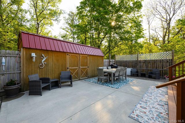 6 Route 343, Millbrook, NY 12545
