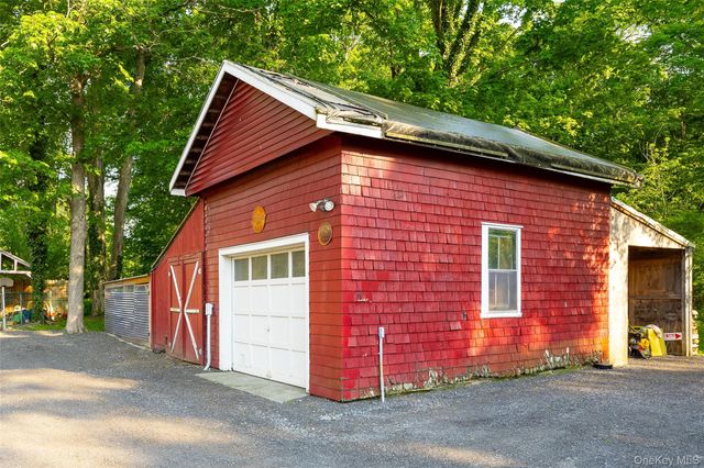 6 Route 343, Millbrook, NY 12545