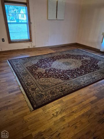 104 W 7th, Leachville, AR 72438