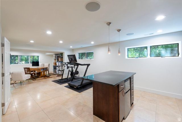 4183 E CUMORAH DR, Salt Lake City, UT 84124