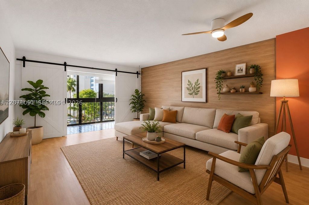 5055 NW 7th St 504, Miami, FL 33126