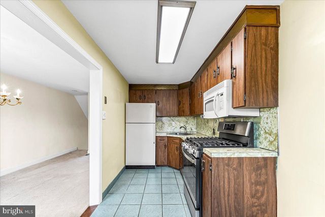 286 N OAK AVE, Clifton Heights, PA 19018