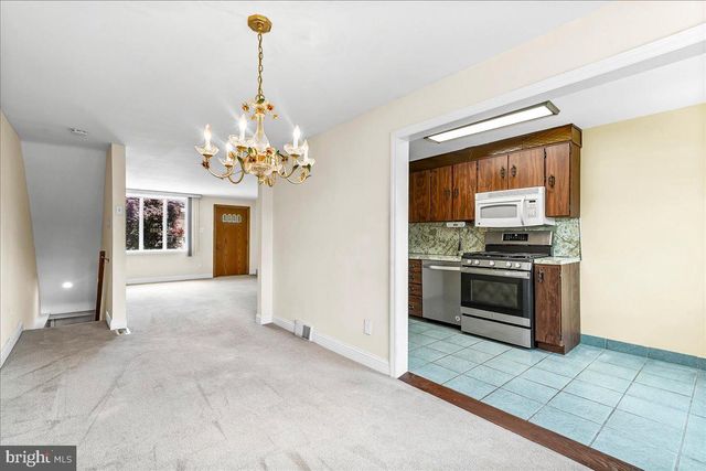 286 N OAK AVE, Clifton Heights, PA 19018