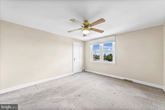 286 N OAK AVE, Clifton Heights, PA 19018