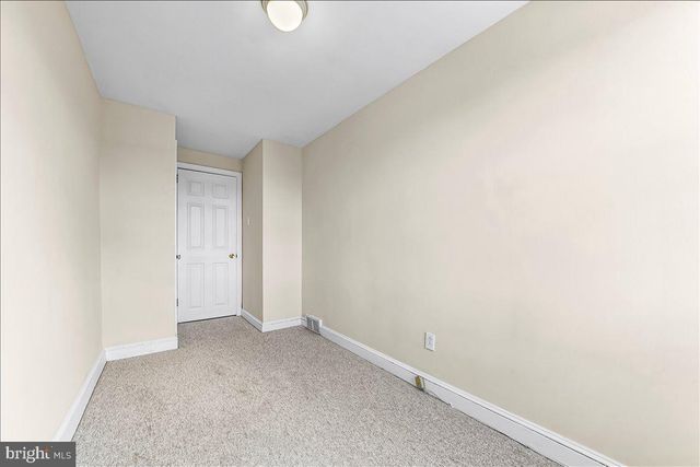 286 N OAK AVE, Clifton Heights, PA 19018