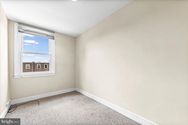 286 N OAK AVE, Clifton Heights, PA 19018