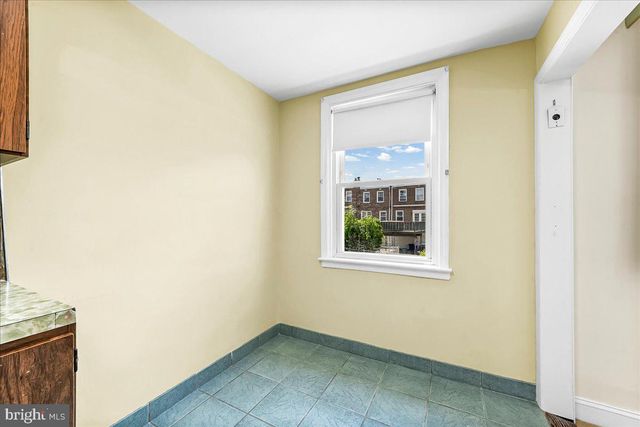 286 N OAK AVE, Clifton Heights, PA 19018