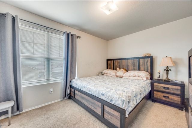 926 Hurstwood Drive, Van Alstyne, TX 75495