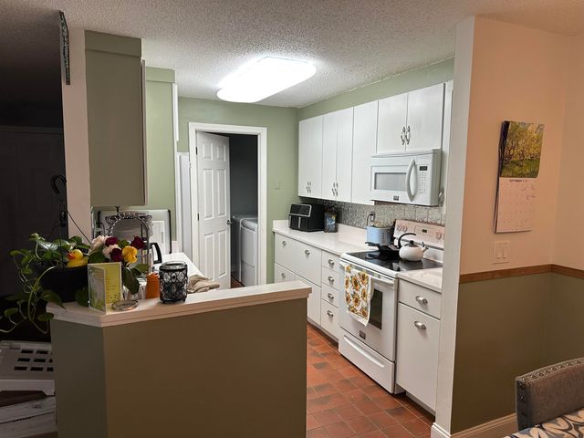 29 Windsor Ct Unit K, Keene, NH 03431