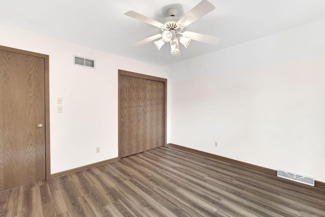 250 N 115th STREET, Wauwatosa, WI 53226