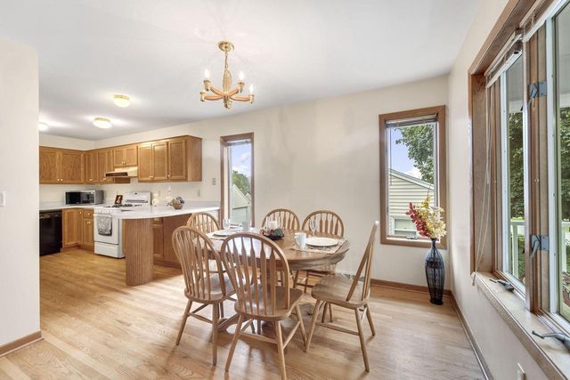 250 N 115th STREET, Wauwatosa, WI 53226