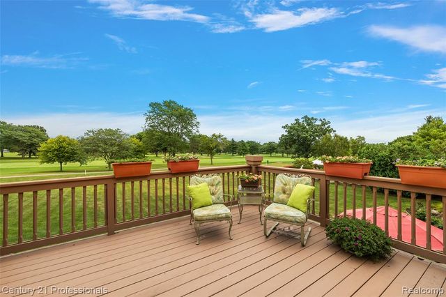 9310 Fairway Trail, Grand Blanc, MI 48439