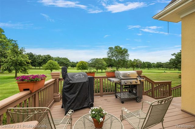 9310 Fairway Trail, Grand Blanc, MI 48439